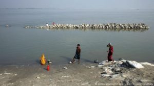 Coastal erosion in Bangladesh (source Climate Vulnerable Forum / Flickr) 